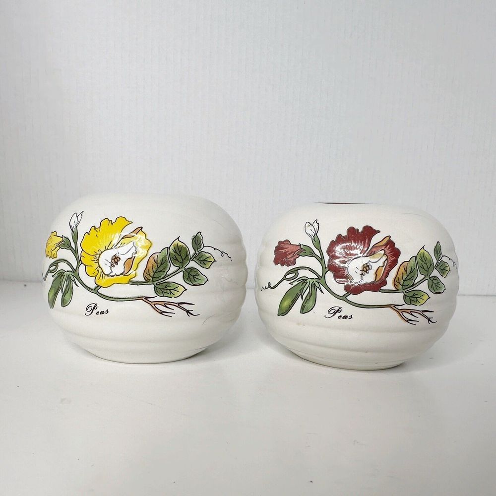 Floral Round Salt And Pepper Shaker Botanical Garden Korea Bone‎ China* kk13